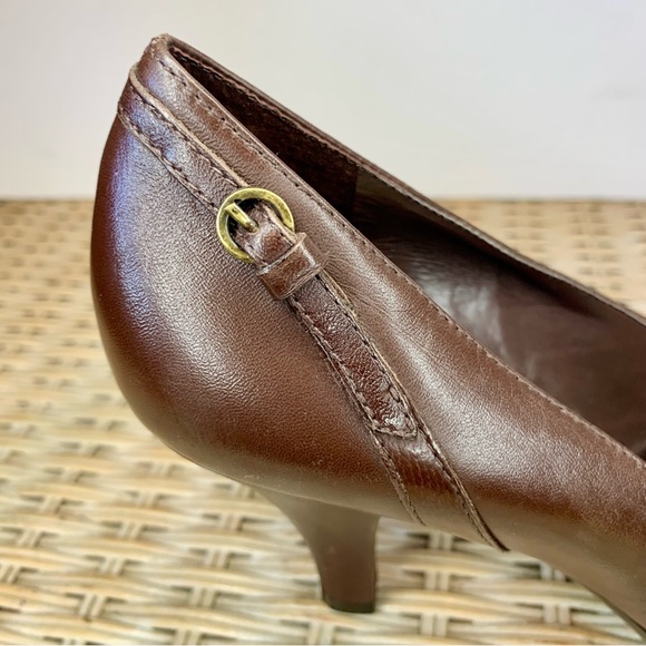 Michelle D Leather Classic Career Pumps Buckle Details Brown Size 8.5 - Picture 7 of 14